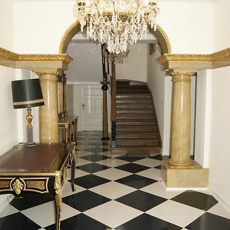 ホテル Palac Zakow Siennica