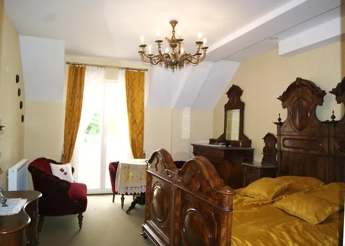 Hotel Palac Zakow 3*